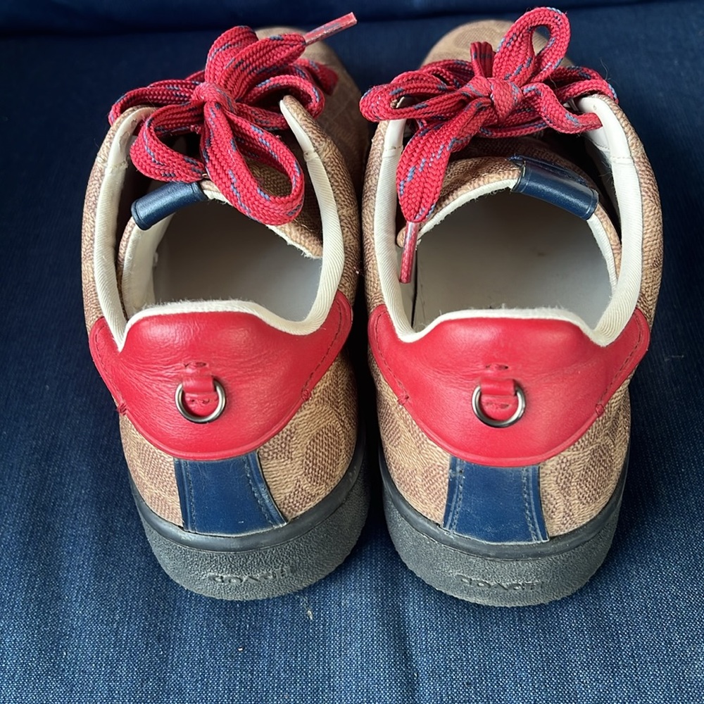 COACH men’s shoes - brown with red laces - Picture 4 of 7